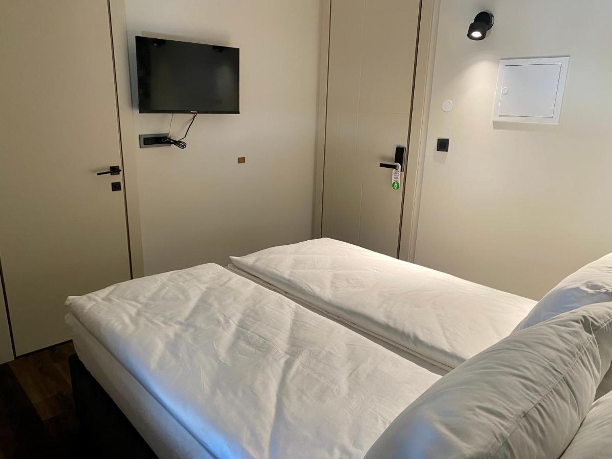 Boutique Hotel Zbilje Ngoại thất bức ảnh