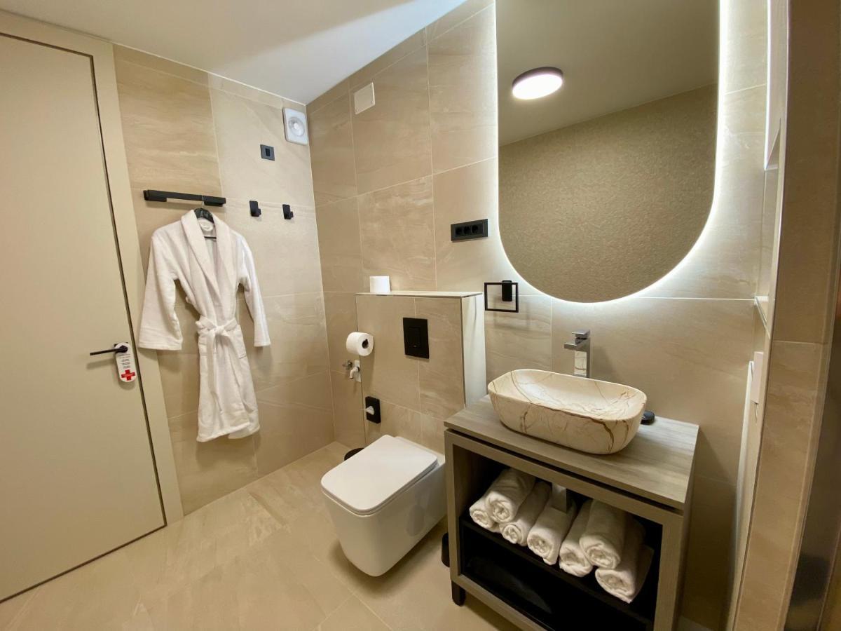 Boutique Hotel Zbilje Ngoại thất bức ảnh